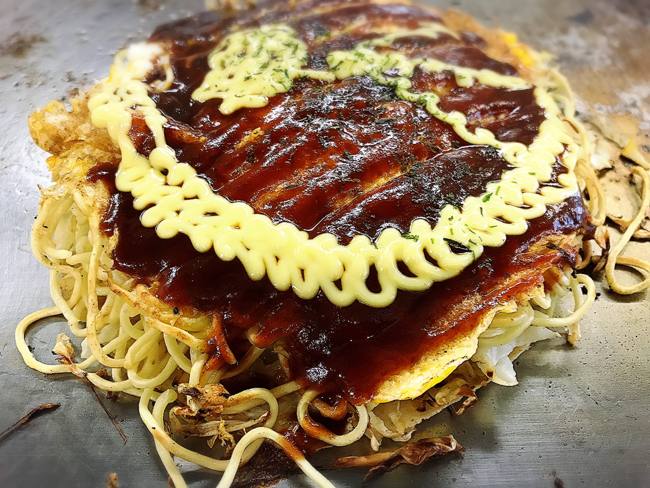 お好み焼きは おたふくのお好みソースと キューピーのマヨネーズで食べたい！