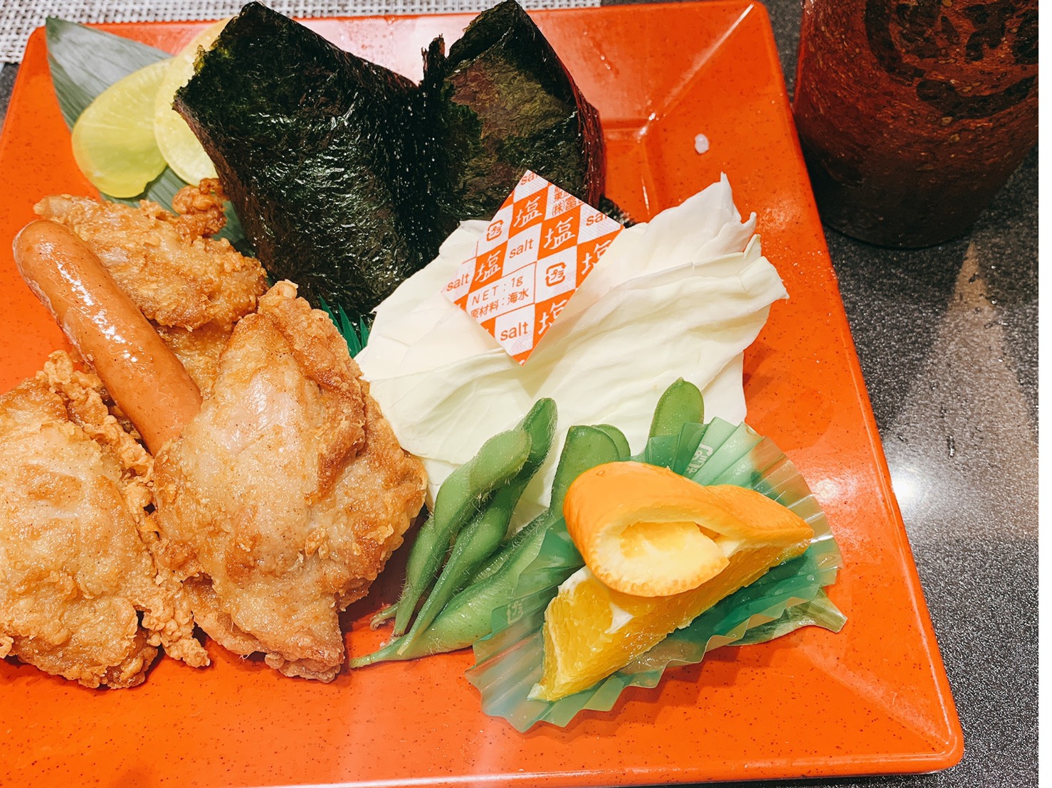 広島人の身土不二を広く解釈すると、むさしのむすびとうどん・お好み焼きである